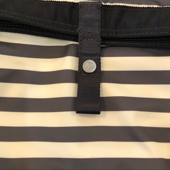 🍋Lululemon Sweaty Or Not Bag - Picture 3 of 4